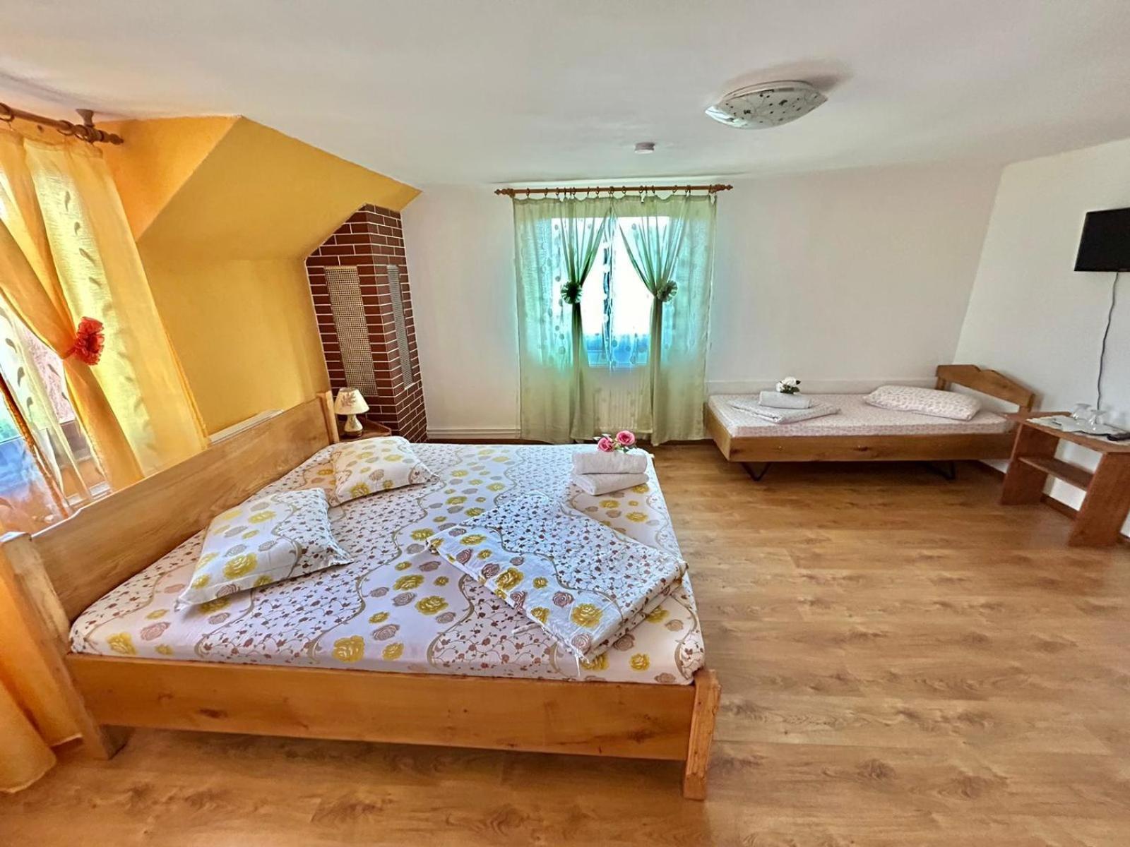 Pensiunea Casa Nina Cîrţişoara الغرفة الصورة